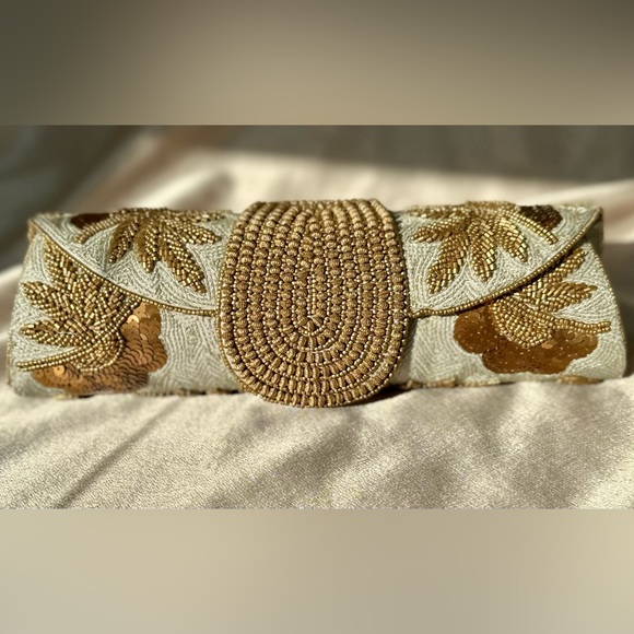 David Jeffrey hand beaded tube clutch BNWT - Picture 2 of 9